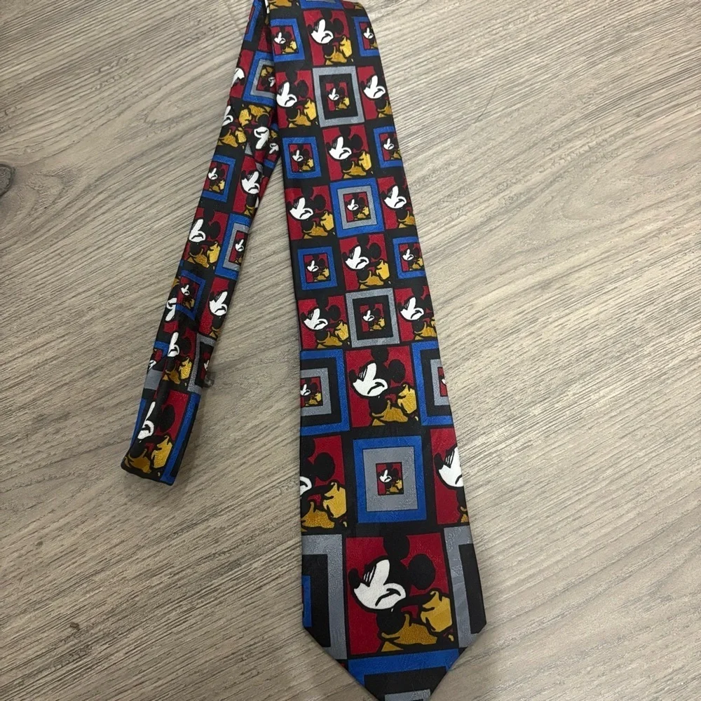 Vintage 90s Disney Mickey Unlimited Men's Mickey Mouse Tie